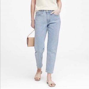 Banana Republic Mid Rise Straight Jeans, Size 10